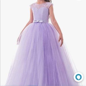 Purple dress size 8 little girl